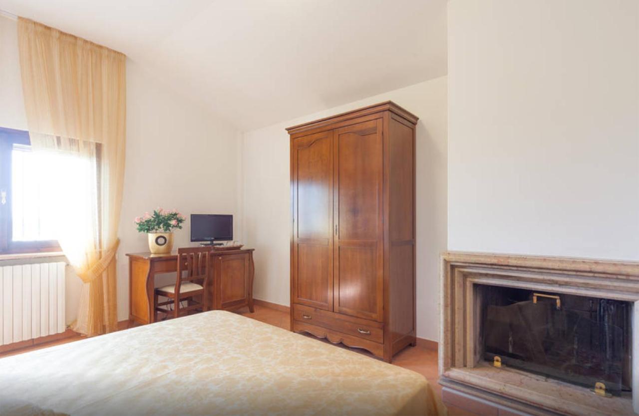 Cascina Tabachera X10 Country House Sirmione Garda Lake Pozzolengo Phòng bức ảnh